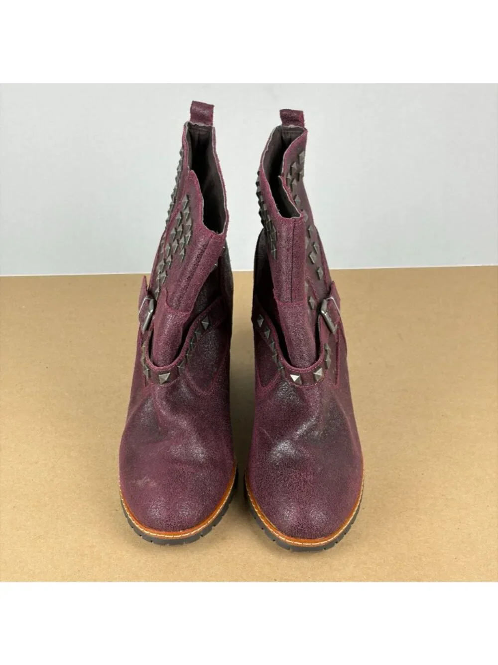 Skechers SKCH+3 Leather Studded Hidden Wedge Boots Womens 9.5 Burgundy Pull On